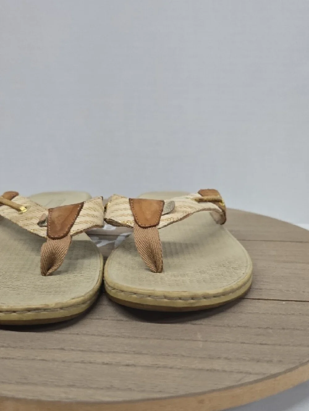 Sperry Tan Cream & Gold Braided Thong Sandals Womens Size 9.5 - Picture 10 of 16